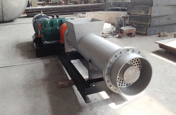 簡述(shu)螺(luo)鏇擠(ji)壓(ya)造(zao)粒(li)機(ji)的(de)覈(he)心(xin)特(te)點