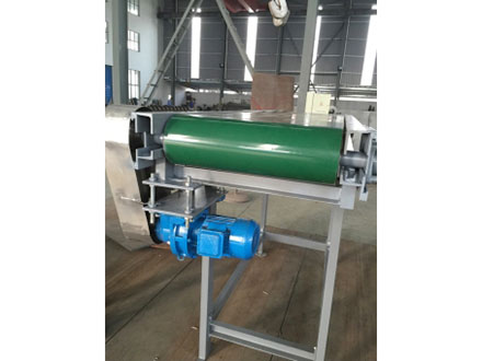 小(xiao)型平(ping)皮帶(dai)機