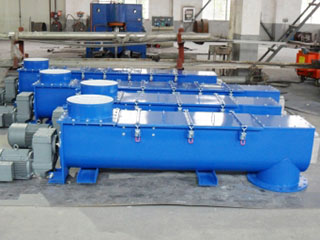 快開式(shi)螺鏇(xuan)輸送(song)機