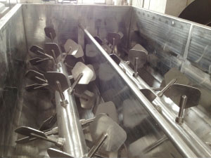 槳葉攪(jiao)拌(ban)機(ji)內部(bu)